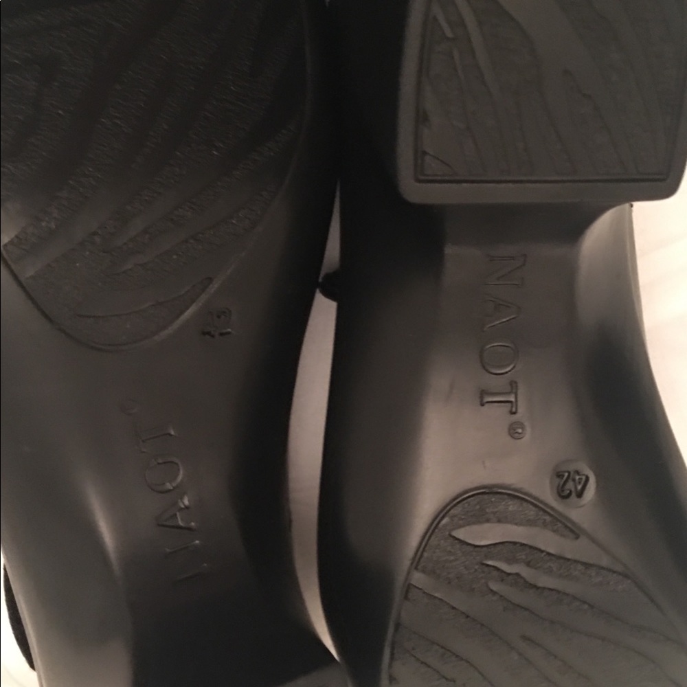 Naot dress shoes